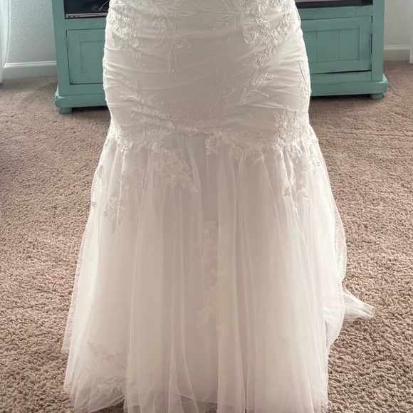 Sold - Picture 2 of 3